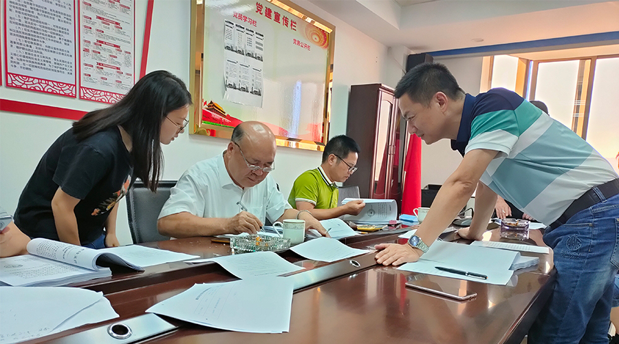 比格萊新研發(fā)的中性鍍錫添加劑技術(shù)項(xiàng)目，成功通過了市科技局驗(yàn)收